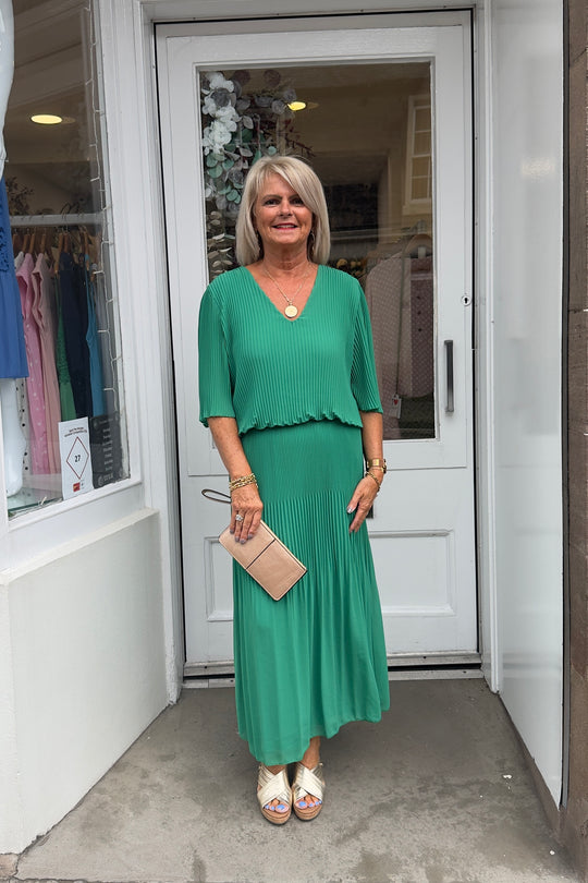 Emerald Green Plain Vneck Maxi Plisse Dress