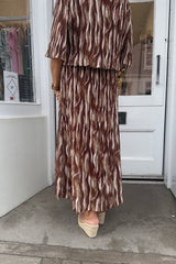 Brown Wavy Vneck Printed Maxi Plisse Dress