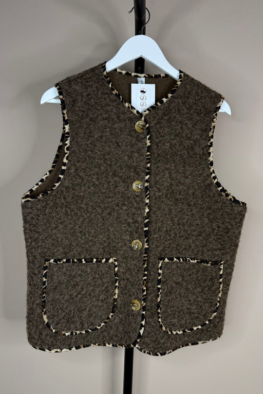 Leopard Trim Gilet Chocolate Brown