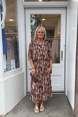 Brown Wavy Vneck Printed Maxi Plisse Dress