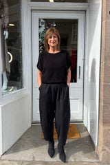 Black Yasmin Short Sleeve Knit