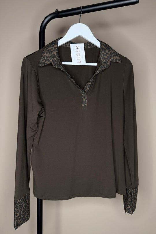 Chocolate Brown Leopard Trim Stretch Cotton Collar & Cuffs Blouse