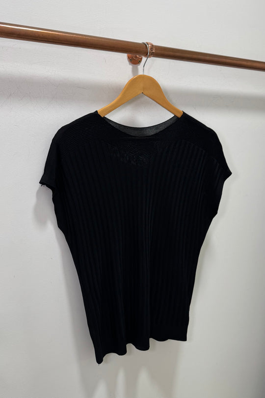 Black Ribbed Top